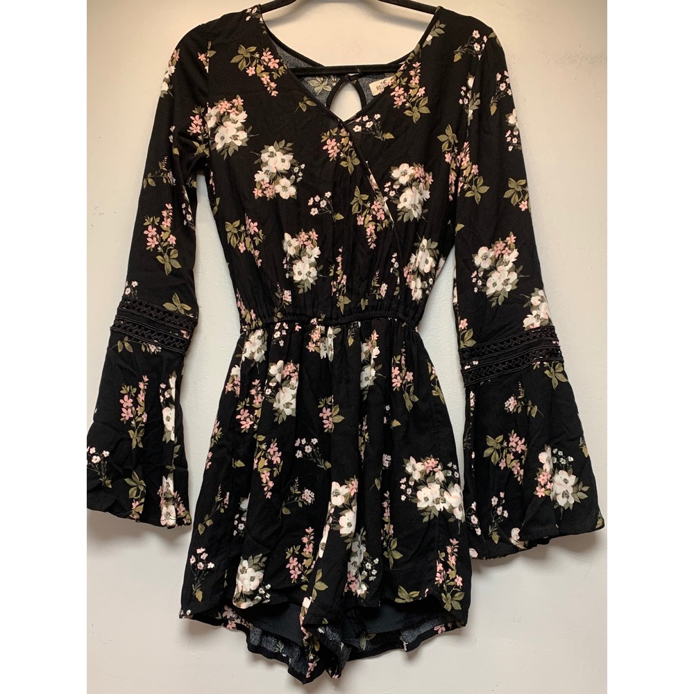 Hollister Romper Womens XS Black Excellent Floral Bell Sleeve‎ Lace Boho 10257
